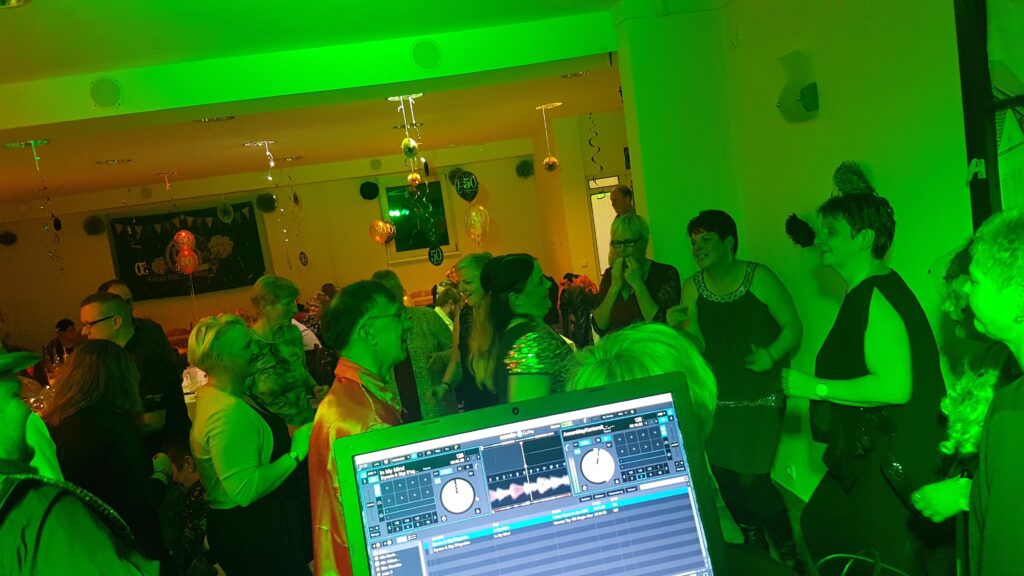Party in Zurow bei Wismar mit DJ-Wismar